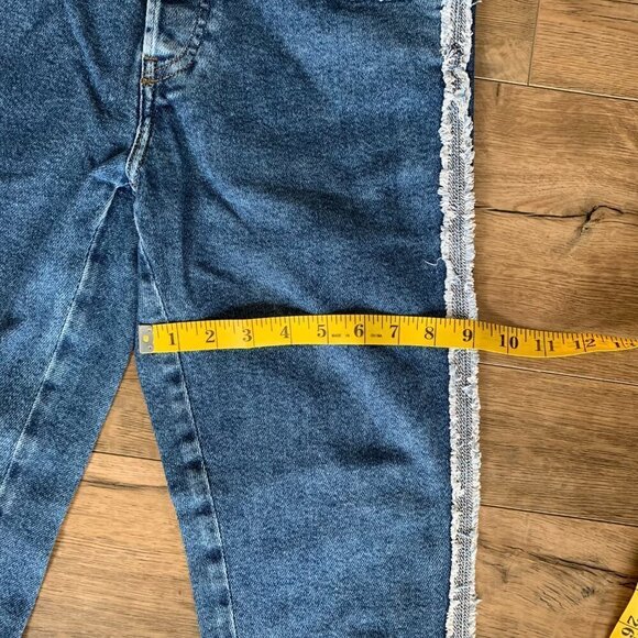 Diesel Babhila-Sp Slim Skinny Regular Waist Denim Mid-Rise Jeans - Picture 14 of 14